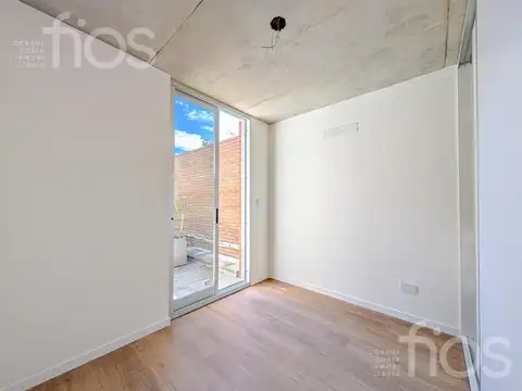 Departamento 6 ambientes con 4 baños