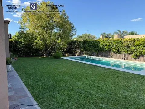 Casa 6 ambientes con 2 baños