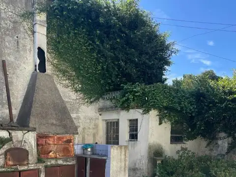 Casa 7 ambientes con 3 baños