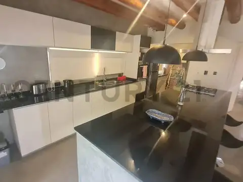 VENTA CASA CATEGORÍA BARRIO PRIVADO PUEBLO MALBEC