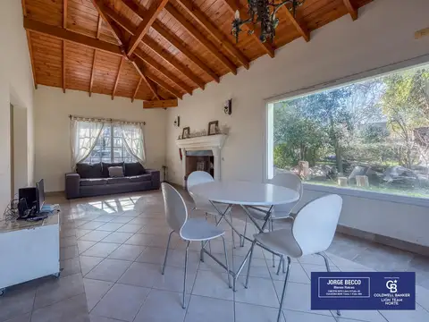 Venta casa La Arboleda 3 ambientes con pileta