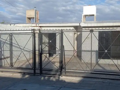 CASA EN VENTA - SAN LUIS  - EXCELENTE OPORTUNIDAD
