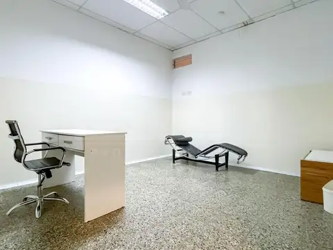 Local en Venta 57 años