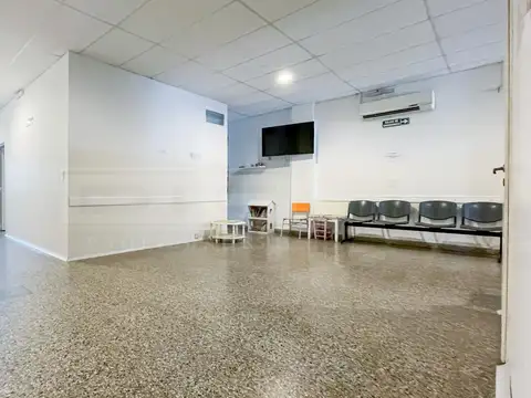 Local en Venta en Olivos Maipu/Uzal, USD 470.000