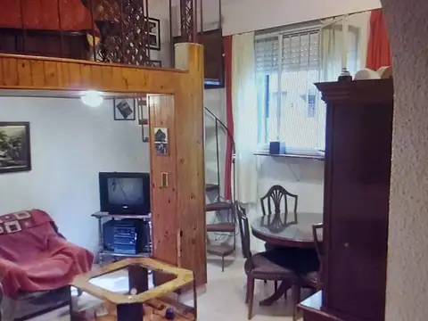Depto Tipo Casa en Venta de 2 ambientes