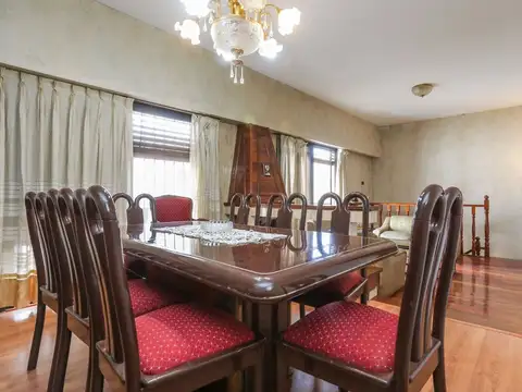 Pedro de mendoza 300