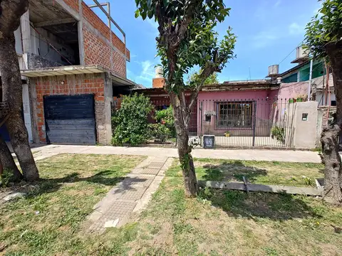 Casa en venta en Gregorio de Laferrere