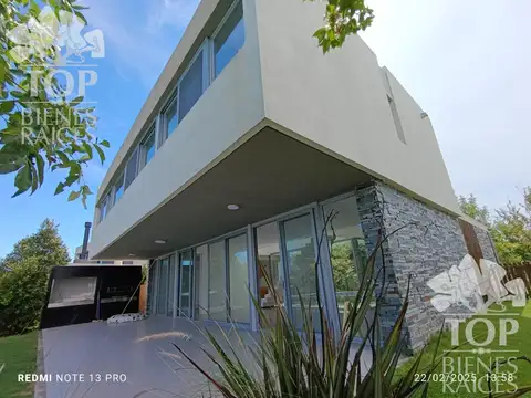 Casa en Venta en El Canton, USD 419.000