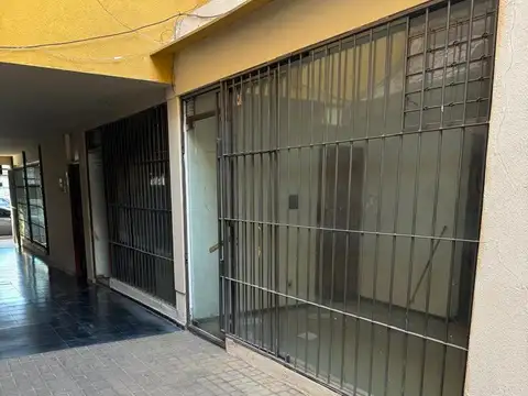OPORTUNIDAD DE 2 LOCALES EN EL CORAZON DE MENDOZA