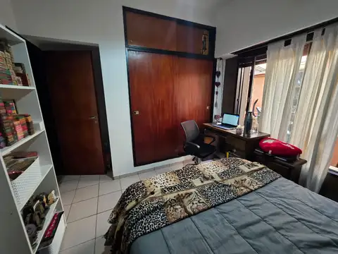 Casa 2 ambientes con 1 baño