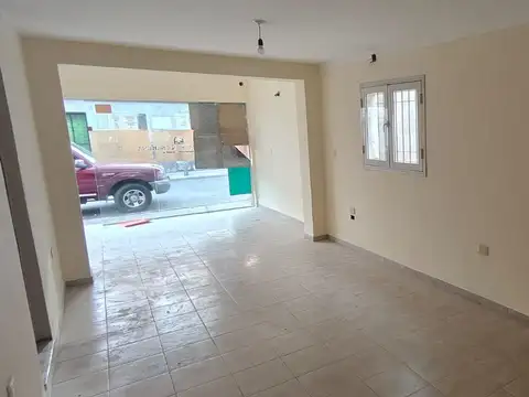 Local en Alquiler en San Fdo del Valle de Catamarca, $ 750.000