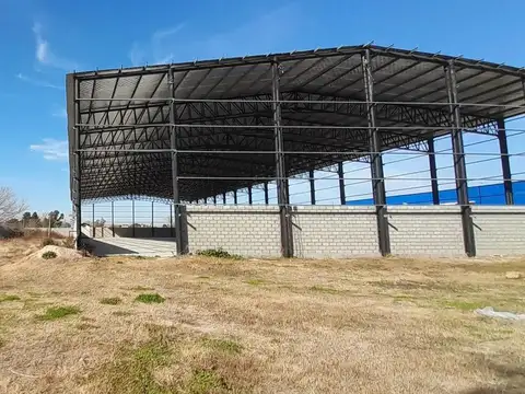 Galpon en Alquiler en Garin, USD 14.575