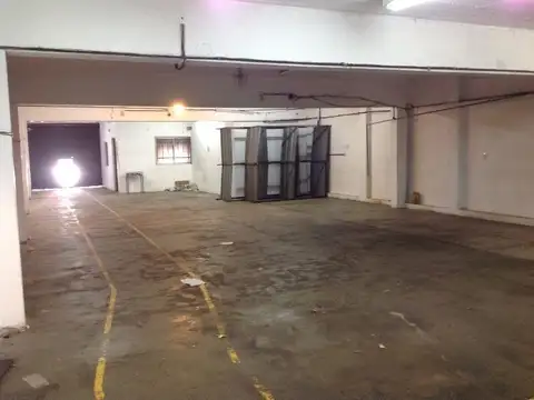 Galpon en Alquiler 9  mts Frente