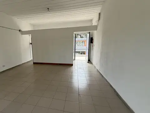 Local en Alquiler en Francisco Alvarez, USD 800