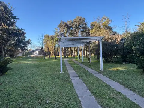 VENTA QUINTA con PILETA en NAVARRO