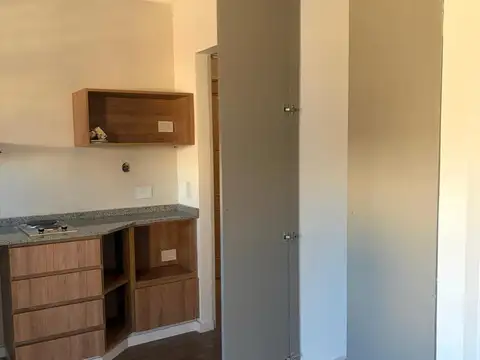 Departamento Monoambiente en Venta San Jose al 500 Piso 4° Al frente- Monserrat u$s 49.500