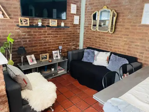 VENTA EN BLOQUE 2 CASAS DE 3 AMBIENTES EN LANUS O – IDEAL DOS FAMILIAS O INVERSION – APTO CREDITO