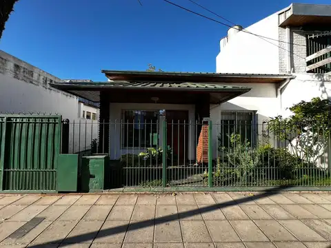 Casa 3 ambientes en venta en Martinez