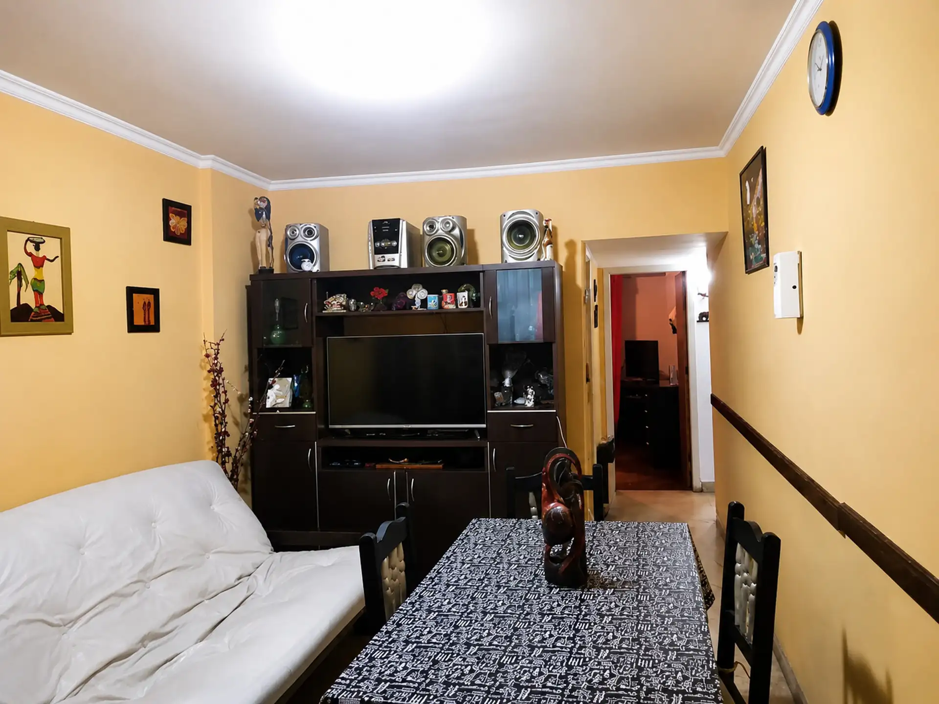 BOLIVAR Y ENTRE RIOS PLAZA COLON AMPLIO DTO BALCON CALLE