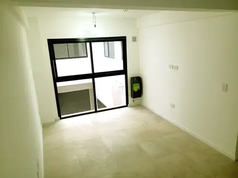 DEPARTAMENTO DE 2 AMBIENTES – 36 m² CUBIERTOS Lavalle 249 piso 1º Avellaneda