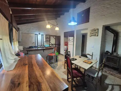 Casa 3 ambientes con 1 baño