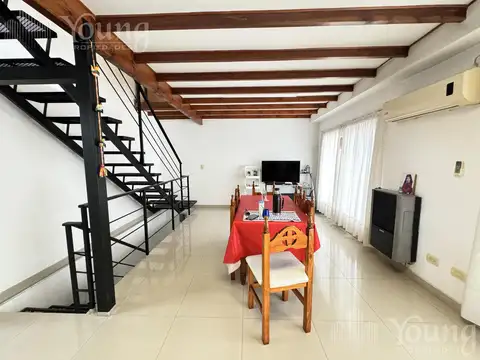 Depto Tipo Casa en Venta de 2 ambientes
