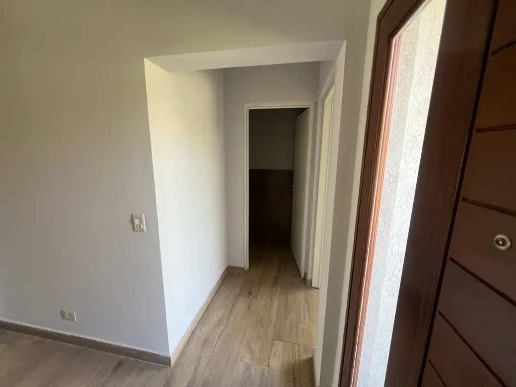 Casa en Venta Barrio Santa Guadalupe | VCO Propiedades - 4 dormitorios con cochera