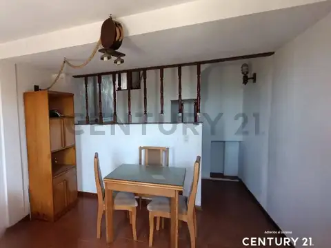 Casa 6 ambientes con 3 baños