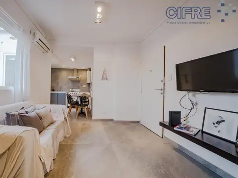 Impecable monoambiente completamente equipado en Villa Pueyrredón por escalera