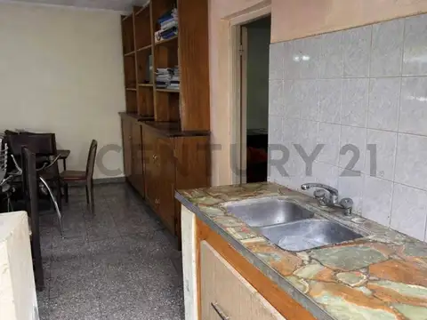 CASA EN VENTA EN ZONA CENTRICA