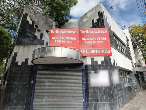 Av. Velez Sársfield al 1600