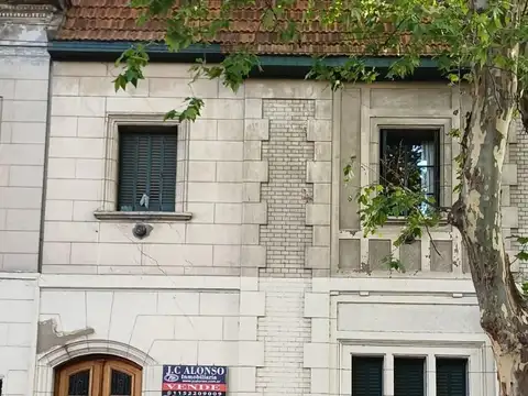 Casa o lote de 8.66 x 12.60 en zona comercial!