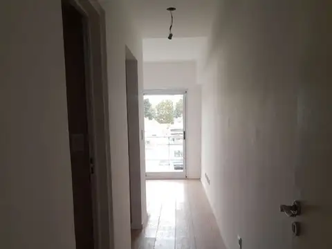 EXCELENTE 3 AMBIENTES AL FRENTE