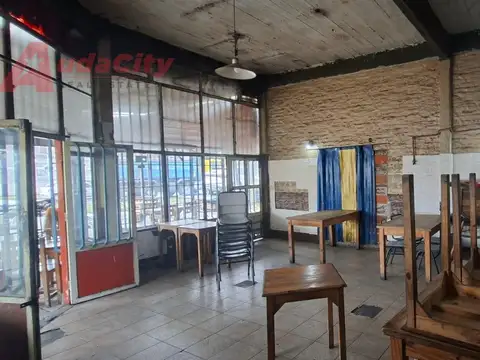 Local en Venta en Villa Luzuriaga