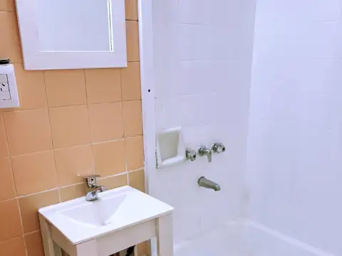 Departamento en Alquiler en Paternal, $ 800.000