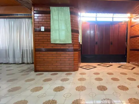 Depto Tipo Casa en Venta en Remedios De Escalada, USD 80.000