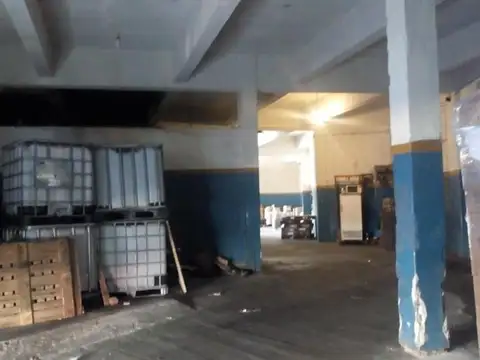 Galpón 420m2 en 1 Planta Zonif: Mixt4