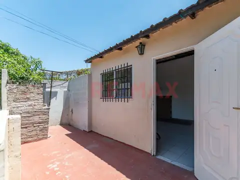 Depto Tipo Casa en Venta en Flores, USD 59.000