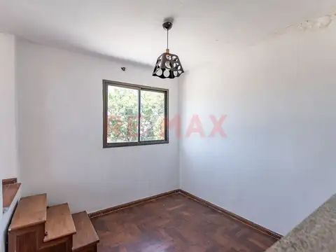 Depto Tipo Casa en Venta 49 años
