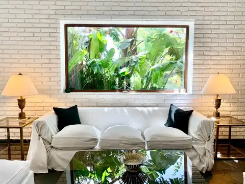 Casa en Alquiler Temporal con 1 cochera