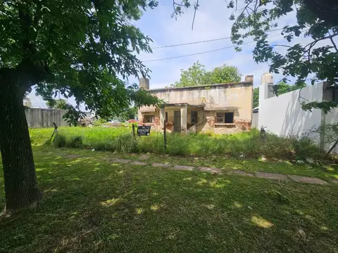 AV. ESTANISLAO LOPEZ  al 600