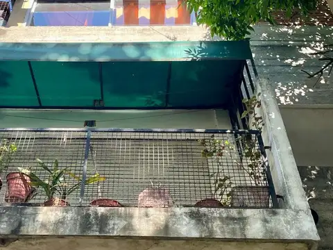 Departamento 4 ambientes con 1 baño