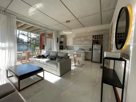 De Las Artes 300, Piso 1