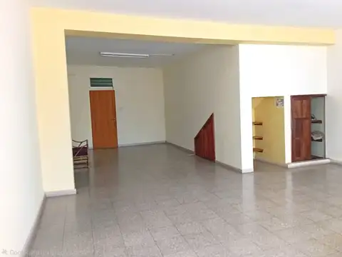 OFICINA EN ALQUILER Planta Alta