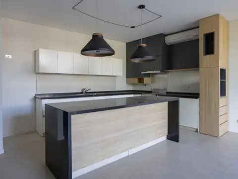 Departamento en Alquiler en Martinez Santa Fe / Fleming, USD 1.950