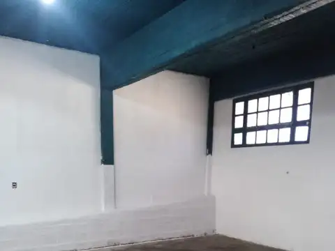 Galpon en Alquiler 9  mts Frente