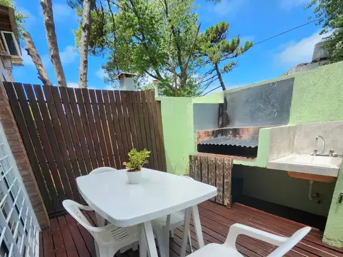 Depto Tipo Casa en Venta con 1 cocheras