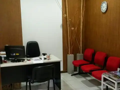 Oficina Monoambiente con 2 baños