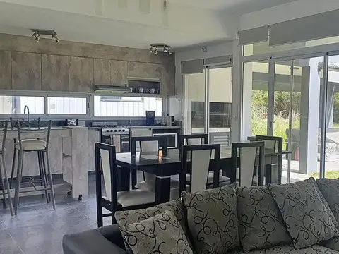 Casa en Venta en Costa Esmeralda, USD 220.000