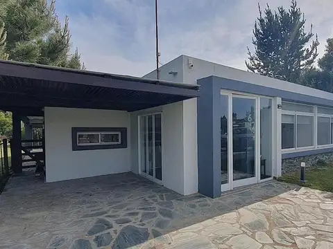 Casa en venta - 3 Dormitorios 3 Baños - Residencial I